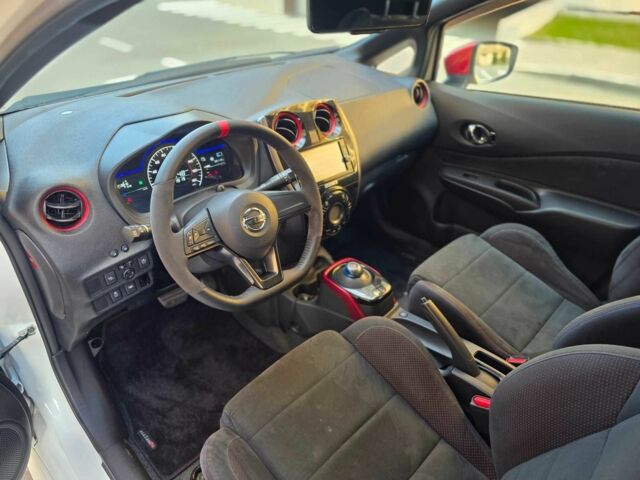 Білий Ніссан Ноут, об'ємом двигуна 1.2 л та пробігом 59 тис. км за 13900 $, фото 12 на Automoto.ua