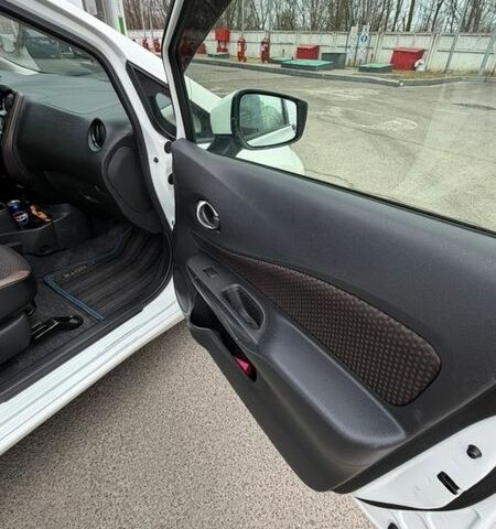 Белый Ниссан Ноут, объемом двигателя 1.2 л и пробегом 87 тыс. км за 11750 $, фото 18 на Automoto.ua