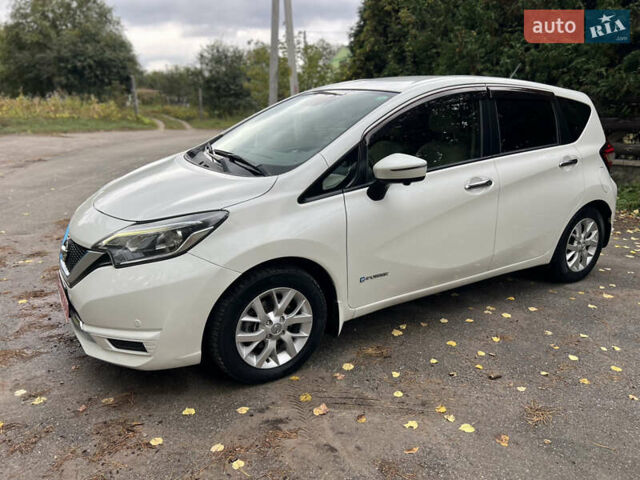 Білий Ніссан Ноут, об'ємом двигуна 1.2 л та пробігом 88 тис. км за 12200 $, фото 12 на Automoto.ua