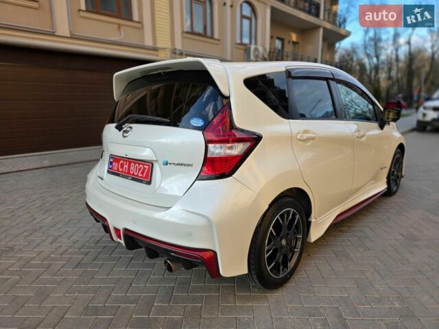 Белый Ниссан Ноут, объемом двигателя 1.2 л и пробегом 59 тыс. км за 12900 $, фото 8 на Automoto.ua