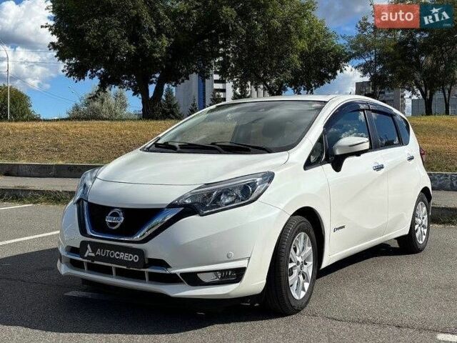 Білий Ніссан Ноут, об'ємом двигуна 1.2 л та пробігом 76 тис. км за 12700 $, фото 2 на Automoto.ua