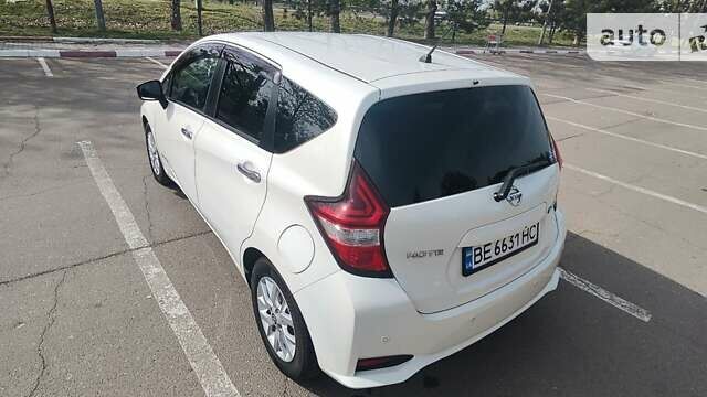 Белый Ниссан Ноут, объемом двигателя 1.2 л и пробегом 52 тыс. км за 11990 $, фото 3 на Automoto.ua