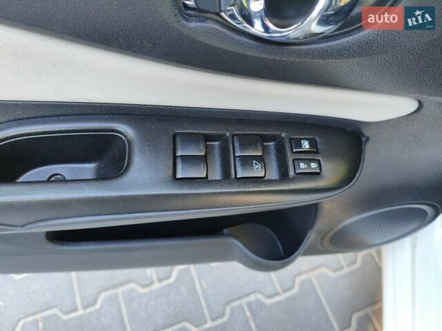 Белый Ниссан Ноут, объемом двигателя 1.2 л и пробегом 62 тыс. км за 12800 $, фото 16 на Automoto.ua