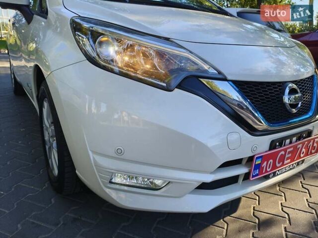 Белый Ниссан Ноут, объемом двигателя 1.2 л и пробегом 62 тыс. км за 12800 $, фото 12 на Automoto.ua
