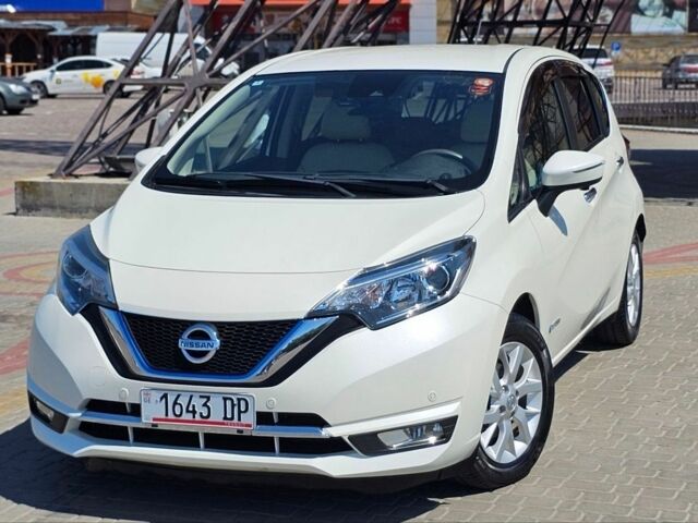 Белый Ниссан Ноут, объемом двигателя 1.2 л и пробегом 32 тыс. км за 12900 $, фото 8 на Automoto.ua