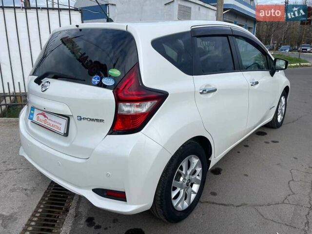 Белый Ниссан Ноут, объемом двигателя 1.2 л и пробегом 53 тыс. км за 11999 $, фото 5 на Automoto.ua