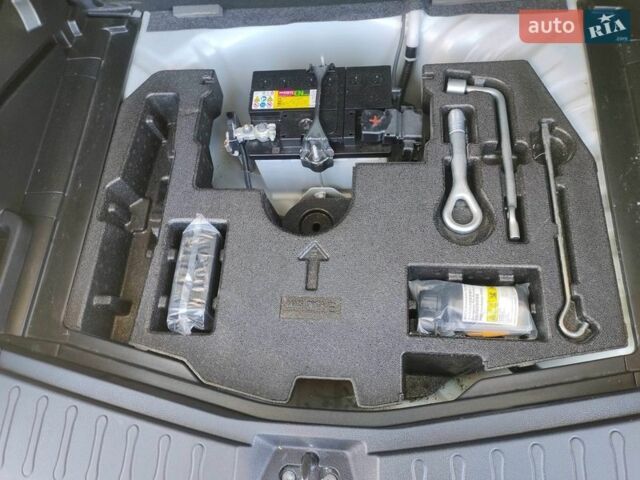 Белый Ниссан Ноут, объемом двигателя 1.2 л и пробегом 77 тыс. км за 11900 $, фото 12 на Automoto.ua