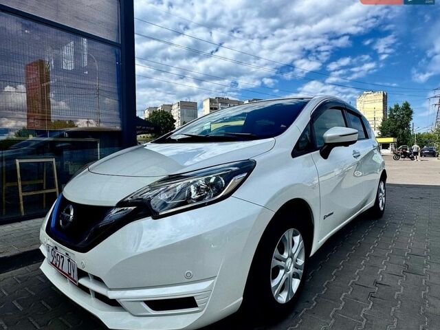 Білий Ніссан Ноут, об'ємом двигуна 1.2 л та пробігом 55 тис. км за 11600 $, фото 9 на Automoto.ua