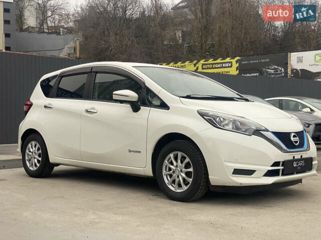 Белый Ниссан Ноут, объемом двигателя 1.2 л и пробегом 71 тыс. км за 11899 $, фото 2 на Automoto.ua