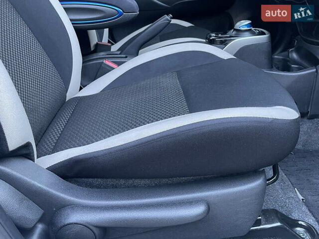 Белый Ниссан Ноут, объемом двигателя 1.2 л и пробегом 70 тыс. км за 11850 $, фото 57 на Automoto.ua