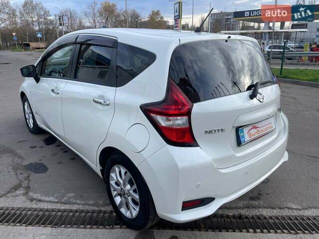 Белый Ниссан Ноут, объемом двигателя 1.2 л и пробегом 53 тыс. км за 11999 $, фото 3 на Automoto.ua