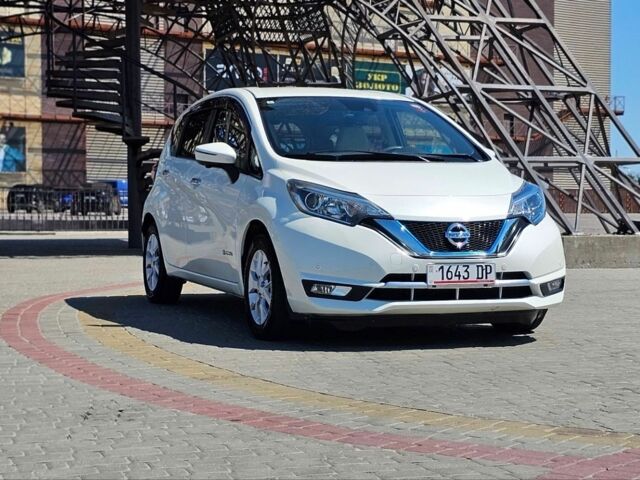 Белый Ниссан Ноут, объемом двигателя 1.2 л и пробегом 32 тыс. км за 12900 $, фото 34 на Automoto.ua