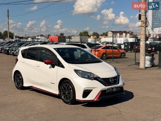Білий Ніссан Ноут, об'ємом двигуна 1.2 л та пробігом 57 тис. км за 12800 $, фото 2 на Automoto.ua