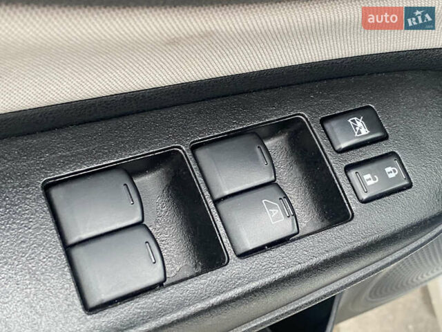 Белый Ниссан Ноут, объемом двигателя 1.2 л и пробегом 71 тыс. км за 11899 $, фото 10 на Automoto.ua