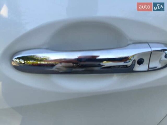 Белый Ниссан Ноут, объемом двигателя 1.2 л и пробегом 62 тыс. км за 12800 $, фото 15 на Automoto.ua