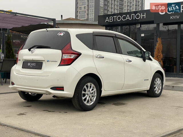 Белый Ниссан Ноут, объемом двигателя 1.2 л и пробегом 71 тыс. км за 11899 $, фото 3 на Automoto.ua