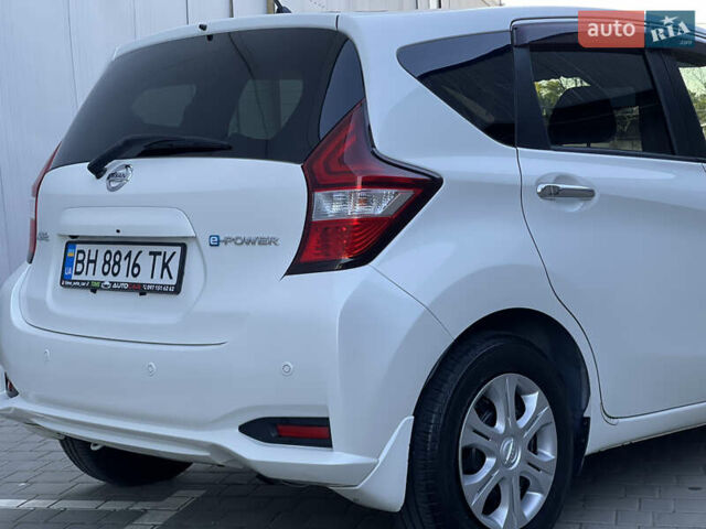Белый Ниссан Ноут, объемом двигателя 1.2 л и пробегом 70 тыс. км за 11850 $, фото 24 на Automoto.ua