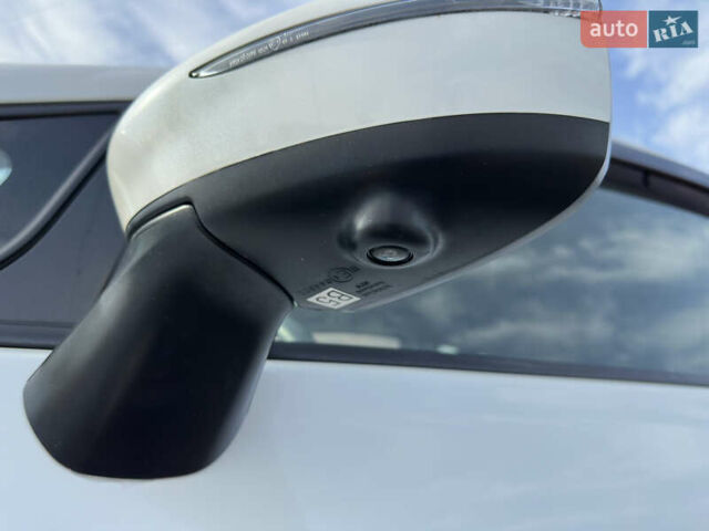 Белый Ниссан Ноут, объемом двигателя 1.2 л и пробегом 38 тыс. км за 12900 $, фото 20 на Automoto.ua