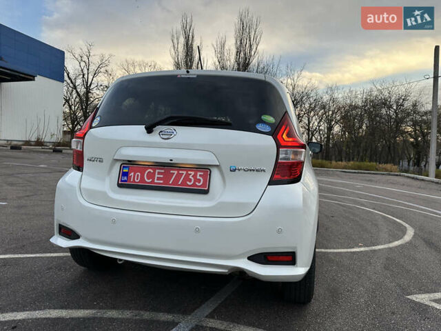 Белый Ниссан Ноут, объемом двигателя 1.2 л и пробегом 52 тыс. км за 12600 $, фото 26 на Automoto.ua