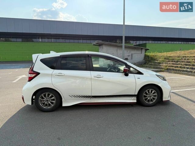Білий Ніссан Ноут, об'ємом двигуна 1.2 л та пробігом 95 тис. км за 12900 $, фото 5 на Automoto.ua