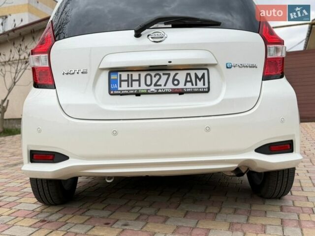 Белый Ниссан Ноут, объемом двигателя 1.2 л и пробегом 117 тыс. км за 12800 $, фото 17 на Automoto.ua