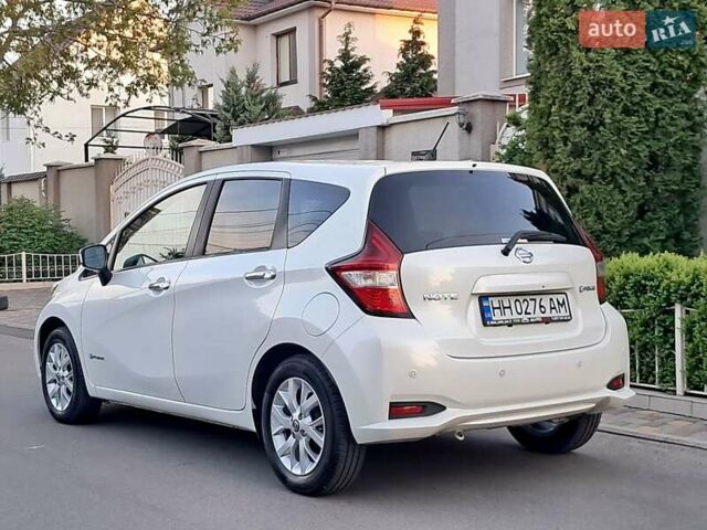 Ниссан Ноут 2019 в Одессе на Automoto.ua Белый Ниссан Ноут, объемом двигателя 1.2 л и пробегом 116 тыс. км за 12999 $, фото 11 на Automoto.ua
