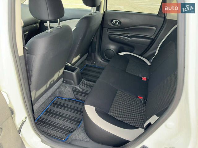 Белый Ниссан Ноут, объемом двигателя 1.2 л и пробегом 38 тыс. км за 12900 $, фото 33 на Automoto.ua