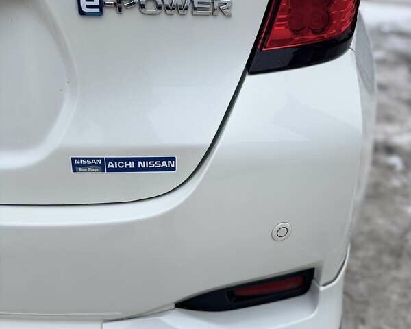 Білий Ніссан Ноут, об'ємом двигуна 1.2 л та пробігом 57 тис. км за 12900 $, фото 13 на Automoto.ua