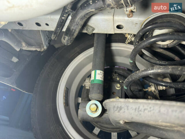 Белый Ниссан Ноут, объемом двигателя 1.2 л и пробегом 38 тыс. км за 12900 $, фото 58 на Automoto.ua