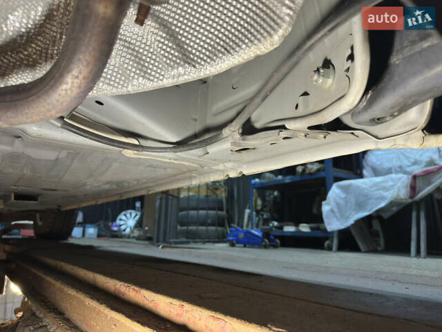 Белый Ниссан Ноут, объемом двигателя 1.2 л и пробегом 38 тыс. км за 12900 $, фото 60 на Automoto.ua