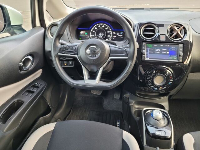 Білий Ніссан Ноут, об'ємом двигуна 1.2 л та пробігом 85 тис. км за 12650 $, фото 21 на Automoto.ua