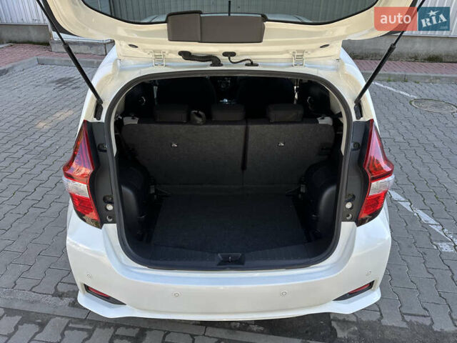 Белый Ниссан Ноут, объемом двигателя 1.2 л и пробегом 52 тыс. км за 12600 $, фото 35 на Automoto.ua