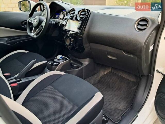 Ниссан Ноут 2019 в Одессе на Automoto.ua Белый Ниссан Ноут, объемом двигателя 1.2 л и пробегом 116 тыс. км за 12999 $, фото 33 на Automoto.ua