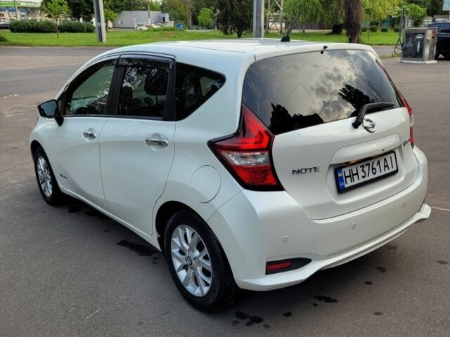 Білий Ніссан Ноут, об'ємом двигуна 1.2 л та пробігом 85 тис. км за 12650 $, фото 6 на Automoto.ua