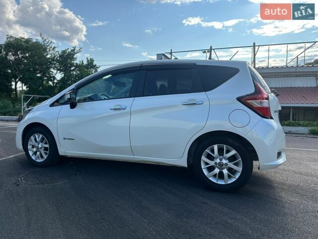 Білий Ніссан Ноут, об'ємом двигуна 1.2 л та пробігом 54 тис. км за 12500 $, фото 10 на Automoto.ua