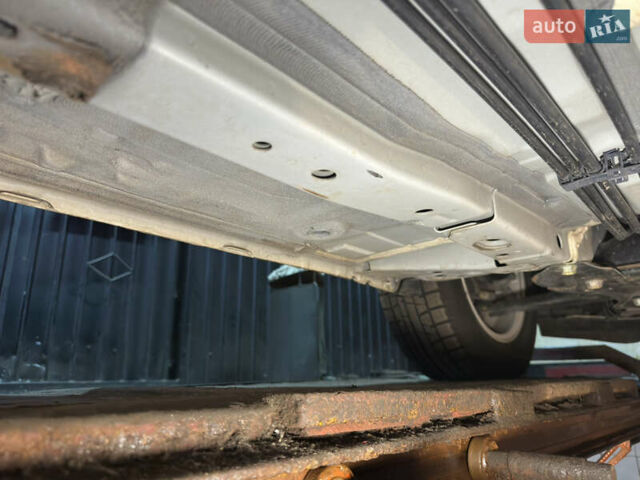 Белый Ниссан Ноут, объемом двигателя 1.2 л и пробегом 38 тыс. км за 12900 $, фото 63 на Automoto.ua