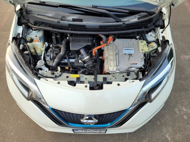 Білий Ніссан Ноут, об'ємом двигуна 1.2 л та пробігом 85 тис. км за 12650 $, фото 23 на Automoto.ua