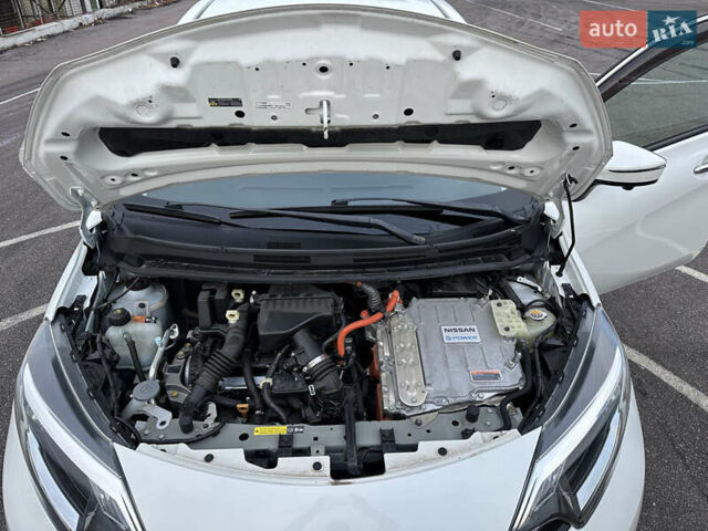 Белый Ниссан Ноут, объемом двигателя 1.2 л и пробегом 52 тыс. км за 12600 $, фото 12 на Automoto.ua