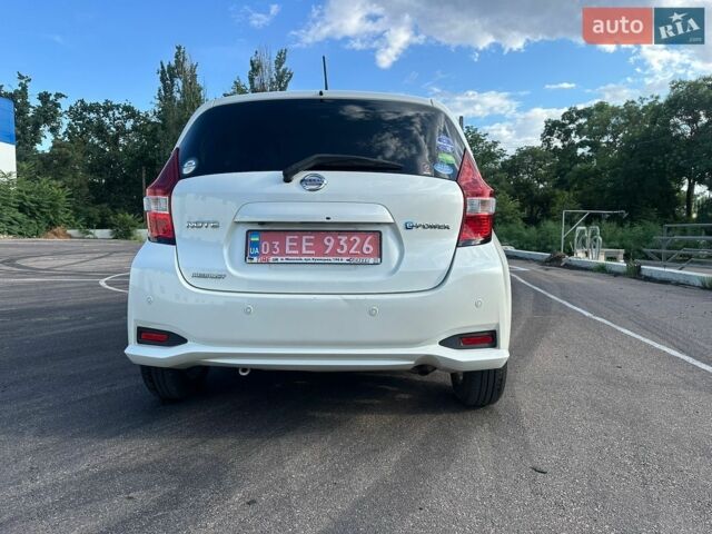 Білий Ніссан Ноут, об'ємом двигуна 1.2 л та пробігом 54 тис. км за 12500 $, фото 24 на Automoto.ua