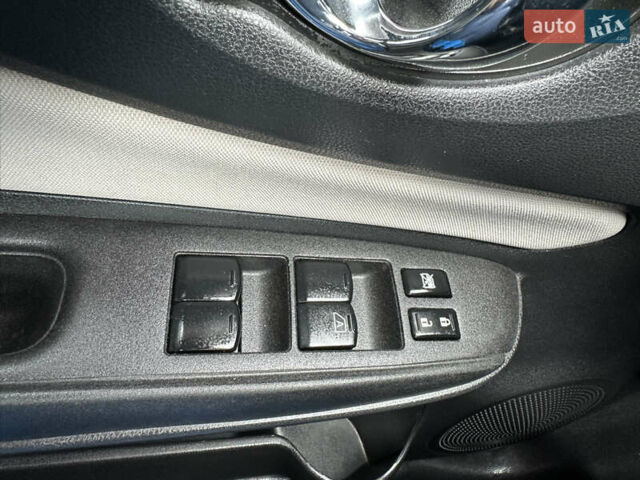 Белый Ниссан Ноут, объемом двигателя 1.2 л и пробегом 38 тыс. км за 13900 $, фото 8 на Automoto.ua