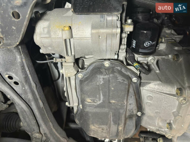 Белый Ниссан Ноут, объемом двигателя 1.2 л и пробегом 38 тыс. км за 12900 $, фото 48 на Automoto.ua