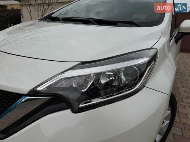 Белый Ниссан Ноут, объемом двигателя 1.2 л и пробегом 117 тыс. км за 12800 $, фото 5 на Automoto.ua