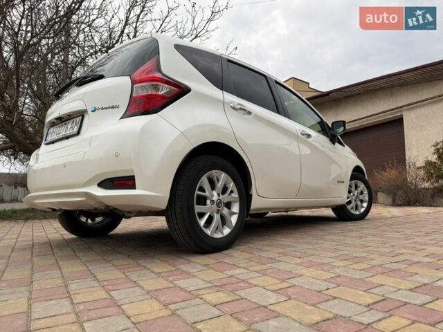 Белый Ниссан Ноут, объемом двигателя 1.2 л и пробегом 117 тыс. км за 12800 $, фото 21 на Automoto.ua