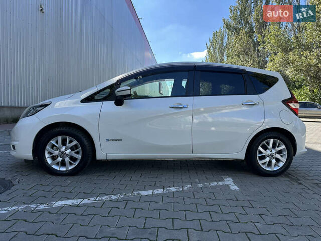 Белый Ниссан Ноут, объемом двигателя 1.2 л и пробегом 52 тыс. км за 12600 $, фото 13 на Automoto.ua
