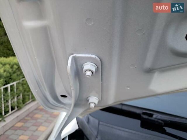 Ниссан Ноут 2019 в Одессе на Automoto.ua Белый Ниссан Ноут, объемом двигателя 1.2 л и пробегом 116 тыс. км за 12999 $, фото 46 на Automoto.ua