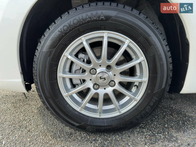 Белый Ниссан Ноут, объемом двигателя 1.2 л и пробегом 38 тыс. км за 12900 $, фото 13 на Automoto.ua