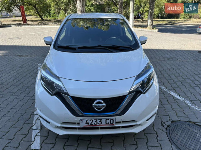 Белый Ниссан Ноут, объемом двигателя 1.2 л и пробегом 52 тыс. км за 12600 $, фото 8 на Automoto.ua