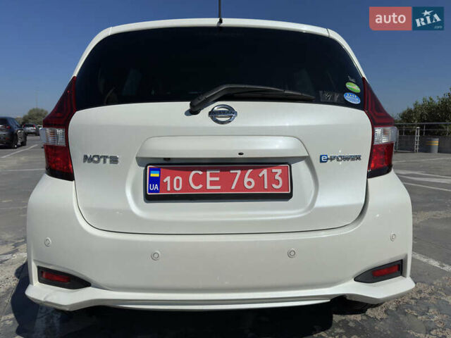 Белый Ниссан Ноут, объемом двигателя 1.2 л и пробегом 83 тыс. км за 12400 $, фото 31 на Automoto.ua