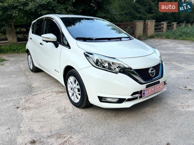 Белый Ниссан Ноут, объемом двигателя 1.2 л и пробегом 48 тыс. км за 12700 $, фото 5 на Automoto.ua