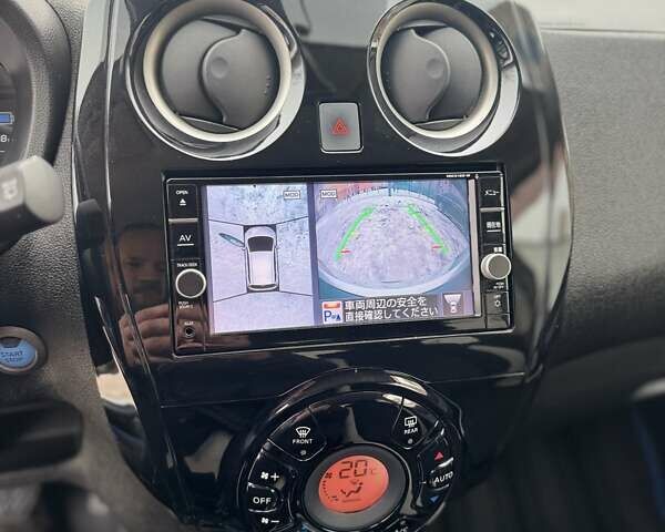 Білий Ніссан Ноут, об'ємом двигуна 1.2 л та пробігом 57 тис. км за 12900 $, фото 28 на Automoto.ua